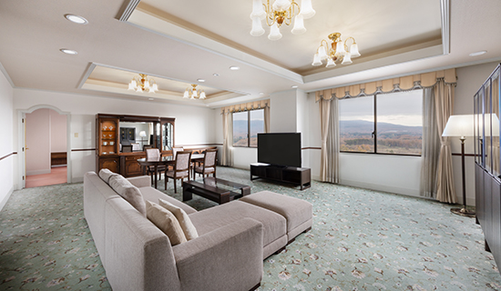 Classic Deluxe Suite Mountain View